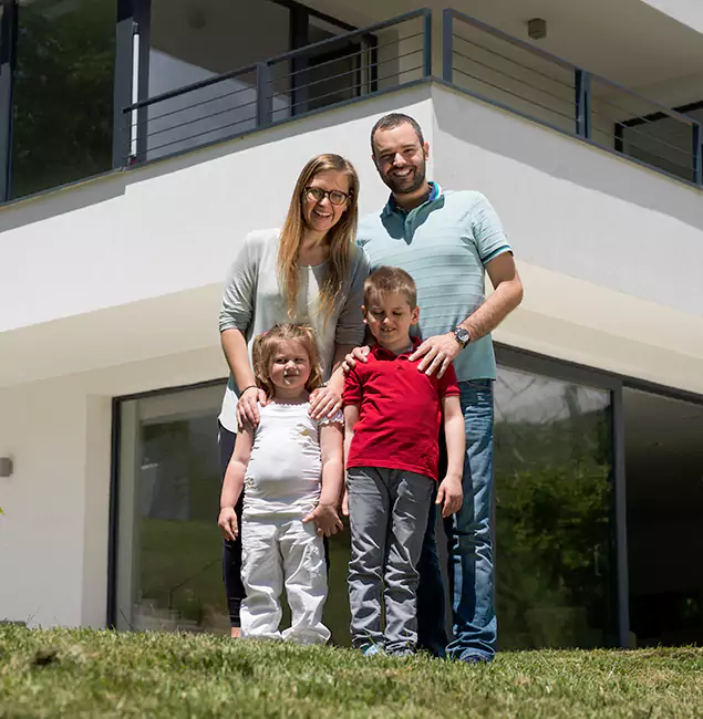 Why Herndon Trusts Herndon Pest Control Pro for Carpenter Bee Removal?